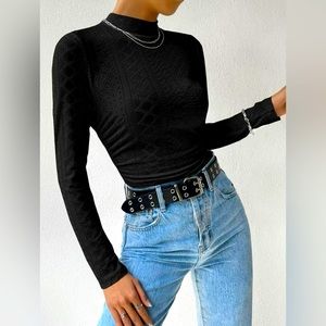 Mock Neck Embroidery Tee